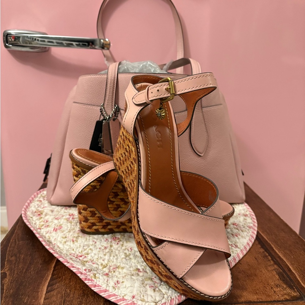 Coach bubblegum pink strappy leather wedges size 9.5 heart charms